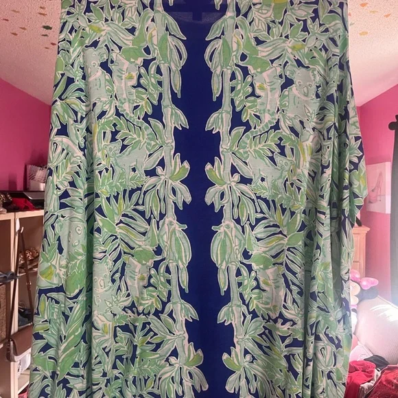 Women's Lilly Pulitzer Top , size extra large, - Picture 5 of 8